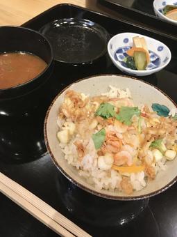 混ぜご飯 混ぜご飯 混ぜご飯,ご飯,かき揚げの写真素材