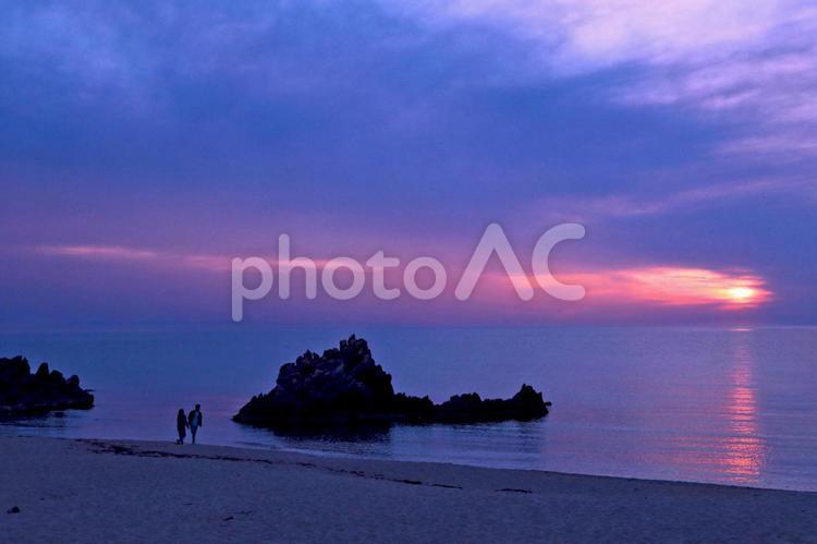夕暮れの空 夕陽,夕日,夕焼けの写真素材