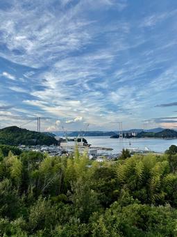空と雲、しまなみ海道の橋 空と雲、しまなみ海道の橋 空,癒し,きれいの写真素材