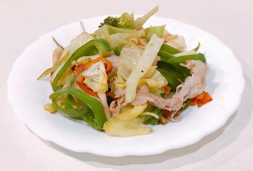 肉野菜炒め 肉野菜炒め,キャベツ肉炒め,野菜炒めの写真素材