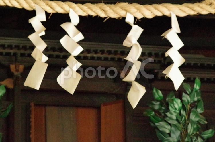旧家の神棚 神棚,しめ飾り,注連縄の写真素材