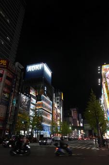 秋葉原電気街の夜景 秋葉原,日本,都会の写真素材