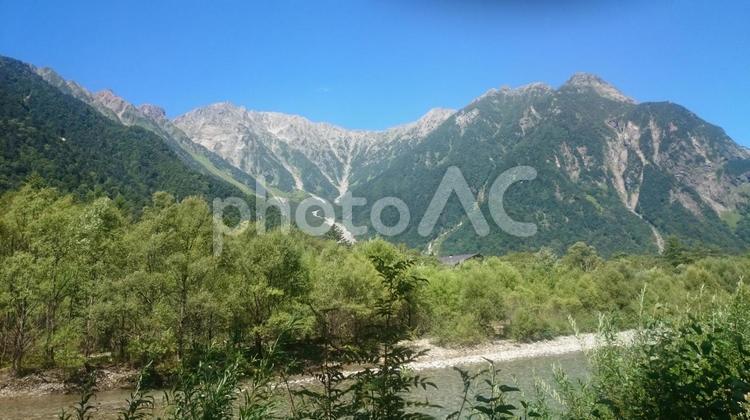 夏の風景 丘,夏,屋外での写真素材