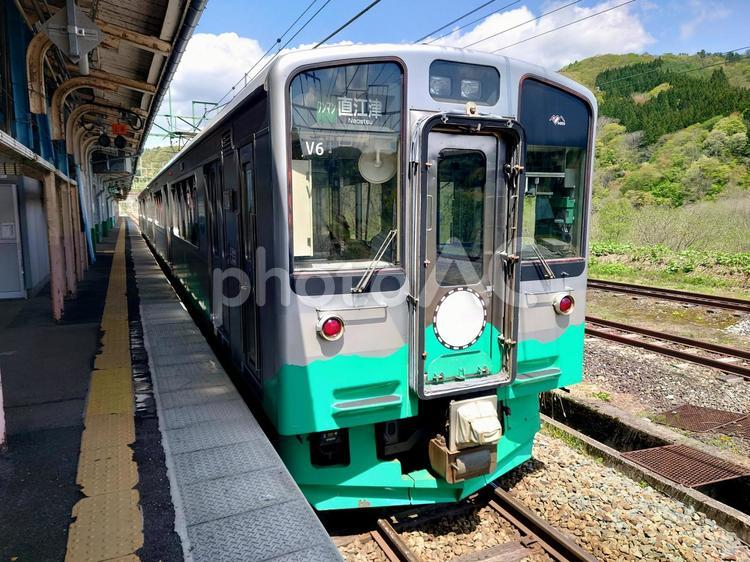 えちごトキめき鉄道「E127系電車」 e127系電車,えちごトキめき鉄道,妙高はねうまラインの写真素材