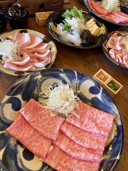 霜降りのしゃぶしゃぶ 霜降りのしゃぶしゃぶ 霜降り肉,しゃぶしゃぶ,ハイアットリージェンシーの写真素材