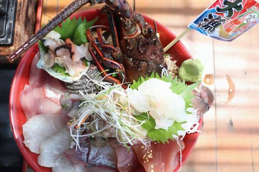 伊勢海老 伊勢海老 伊勢海老,海鮮丼,ランチの写真素材