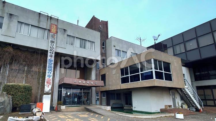 伊奈町役場　埼玉県伊奈町 伊奈町役場,施設,公務員の写真素材