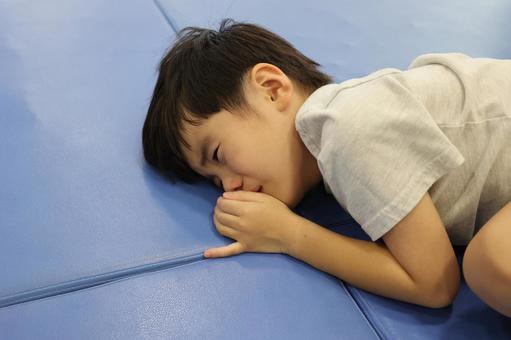 イヤイヤ期のイメージ 泣き顔,涙目,イヤイヤの写真素材