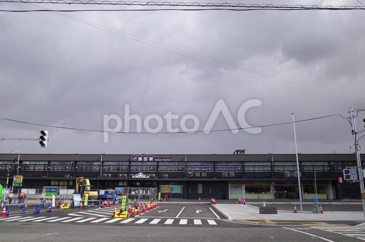 酒田駅　駅舎全景 酒田駅,山形,駅前の写真素材