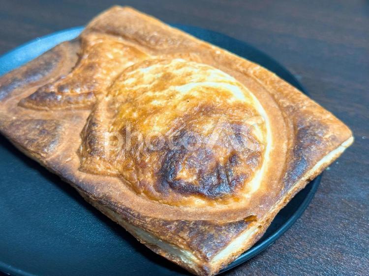 焼き直したクロワッサンたい焼き クロワッサン,和洋折衷,銘菓の写真素材