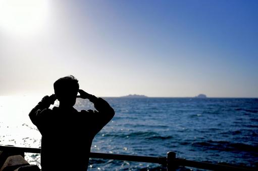 海を眺める 海を眺めるの写真