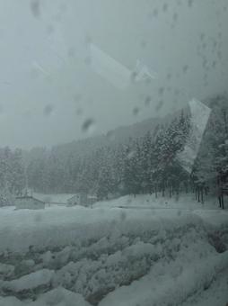 水滴と吹雪 水滴と吹雪の写真