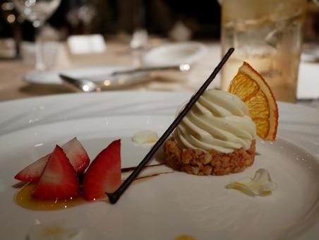 ご褒美スイーツ スイーツ,デザート,美味しいの写真素材