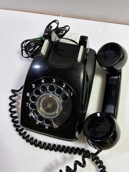 黒電話 黒電話,電話機,ダイヤル式の写真素材
