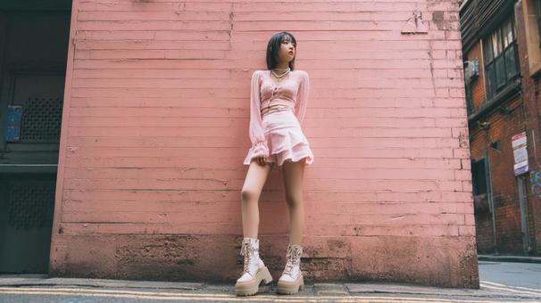 K-POP風ピンクコーデ K-POP風ピンクコーデの写真