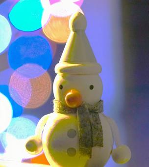 スノーマン＆玉ボケ クリスマス,雪だるま,イルミネーションの写真素材