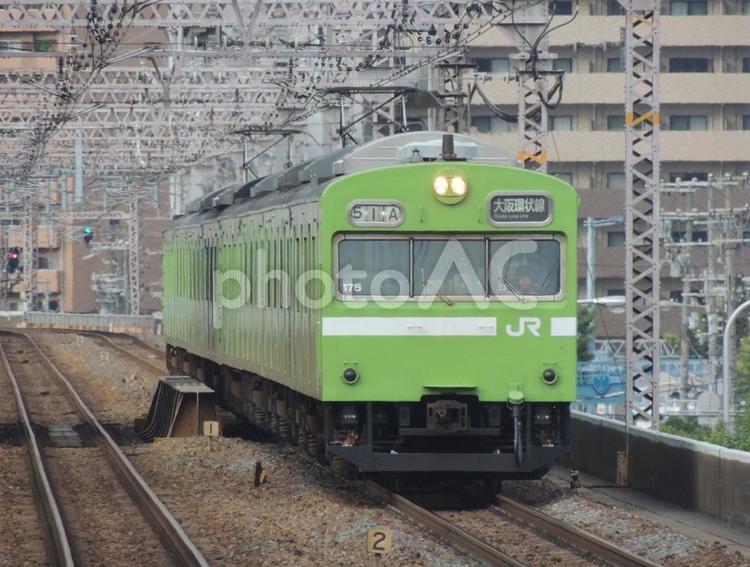 103系ウグイス　野田にて 103系,ウグイス色,大阪環状線の写真素材