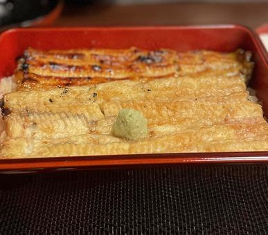 鰻ご飯 鰻ご飯 うなぎ,うな重,蒲焼の写真素材