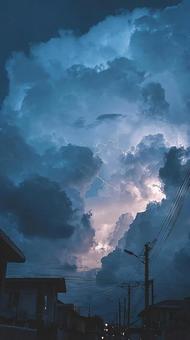 空を裂く稲妻 空を裂く稲妻の写真