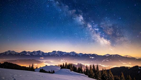 星の綺麗な夜空 満点の星空 星の綺麗な夜空 満点の星空の写真