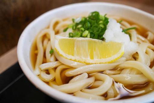 食 ぶっかけうどん うどん,饂飩,食べ物の写真素材