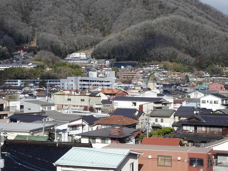 備中高梁の街並み 岡山県高梁市の街並み,備中高梁,岡山県高梁市栄町の写真素材