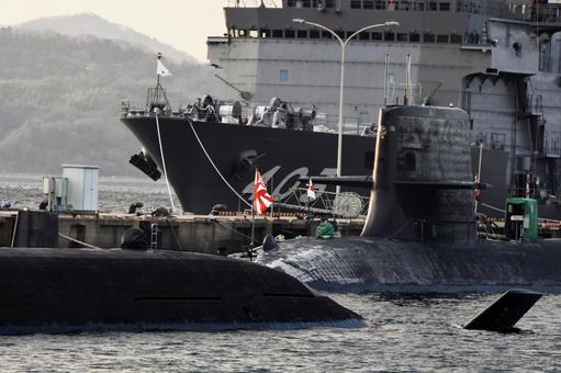 潜水艦 潜水艦 潜水艦,潜水艦救難艦,港の写真素材
