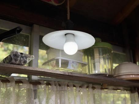 日本家屋についていた照明 照明,古い,電球の写真素材