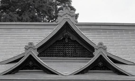 小樽水天宮、神殿の屋根 小樽水天宮、神殿の屋根 モノクロ,神社,歴史の写真素材