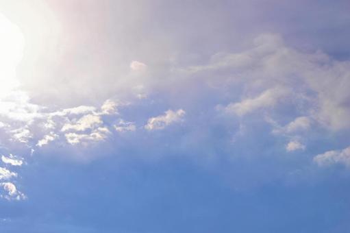 青空と白い雲　北海道　12004 靑空,あおぞら,グラデーションの写真素材