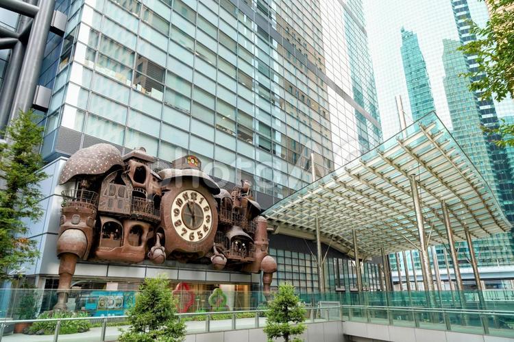 東京港区・宮崎駿デザインの日テレ大時計 宮崎駿,時計,新橋の写真素材