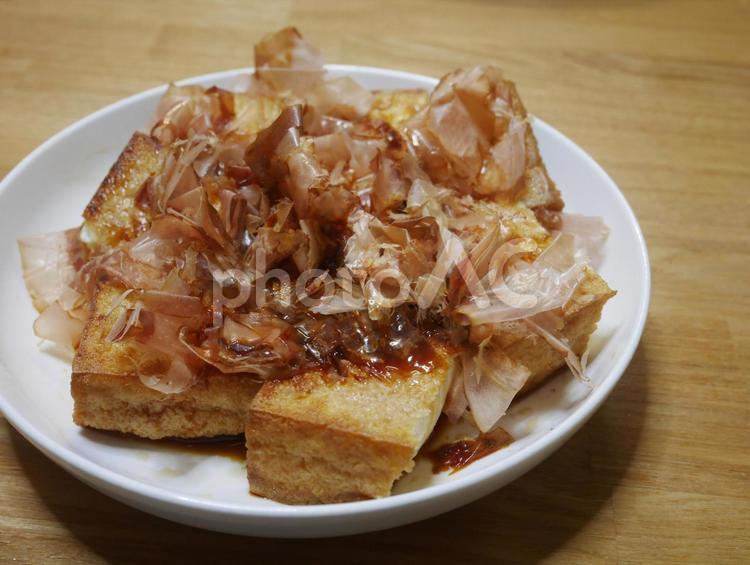 揚げ出し豆腐 揚げ出し豆腐,豆腐,鰹節の写真素材
