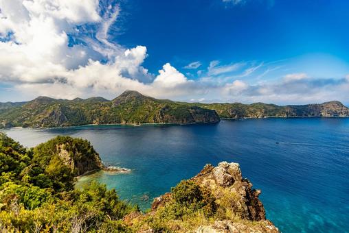小笠原諸島・父島 長崎展望台から望む絶景 小笠原諸島・父島 長崎展望台から望む絶景 父島,小笠原諸島,長崎展望台の写真素材