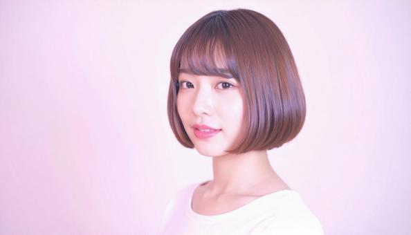 ヘアスタイルモデル：グラデーションボブの写真