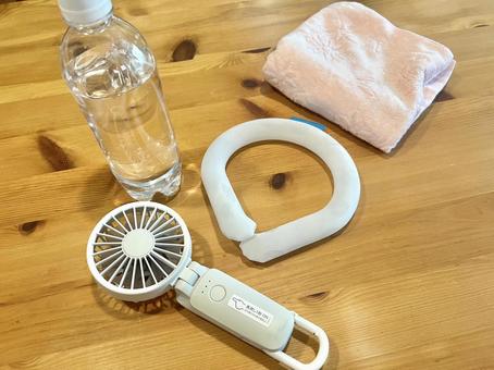 熱中症対策グッズ 熱中症対策グッズ 熱中症対策,熱中症,暑さ対策の写真素材