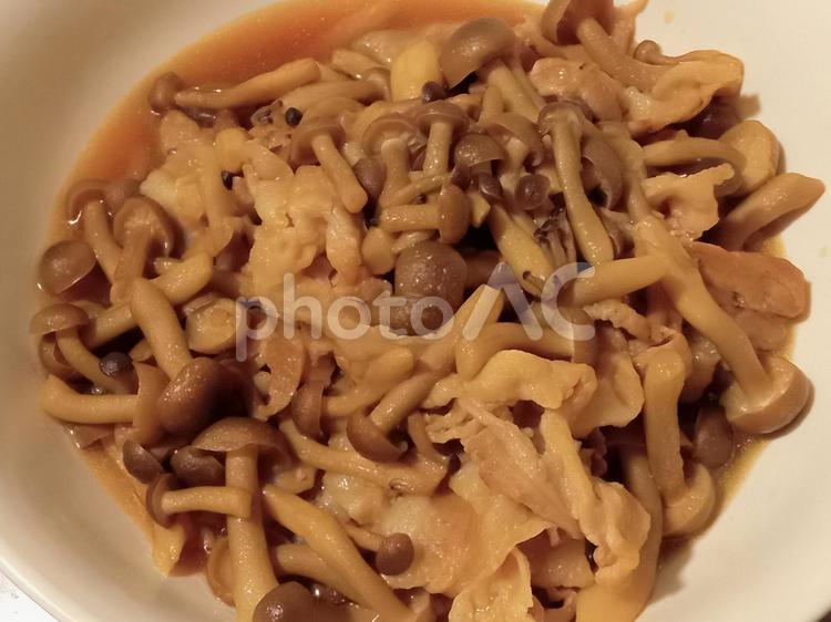 えのきと豚肉の炒め物 えのき,豚肉,炒め物の写真素材
