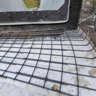 ため池改修工事の洪水吐・移行部の鉄筋 鉄筋,ため池工事,洪水吐の写真素材