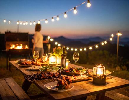 夏の夜の贅沢アウトドアディナー 夏の夜の贅沢アウトドアディナーの写真
