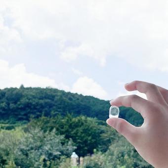 光に透けるクリスタル 光に透けるクリスタルの写真