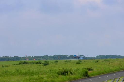 眠る街を飛び越えて 眠る街を飛び越えての写真