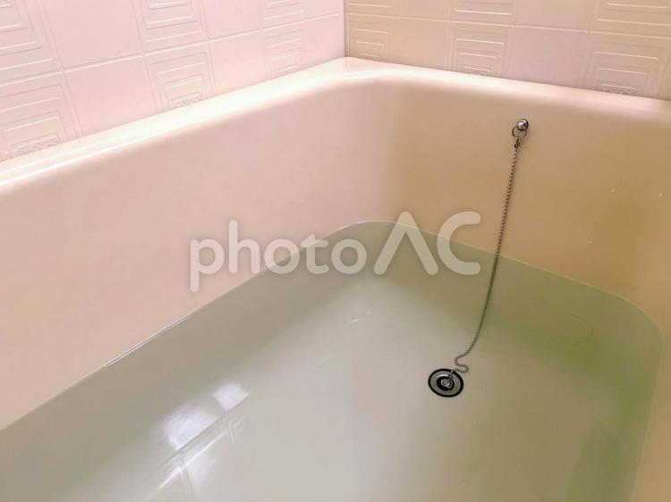 日本の昔ながらのバスタブ① お風呂,浴槽,バスルームの写真素材