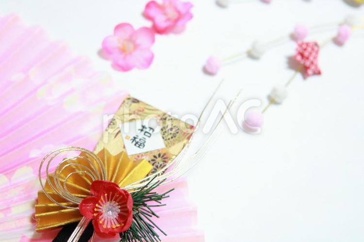 新年　テクスチャ　淡い　背景素材　壁紙　年賀状　桜　素材　和雑貨 和雑貨,年賀状,扇子の写真素材