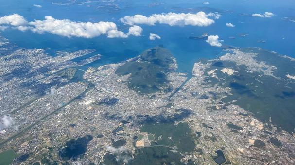 【空撮】上空から見た高知県 【空撮】上空から見た高知県 空撮,青空,海の写真素材