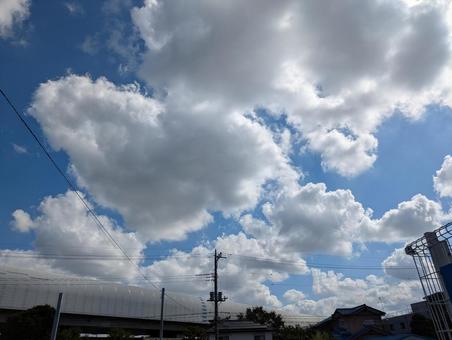空と雲 青,雲,白の写真素材