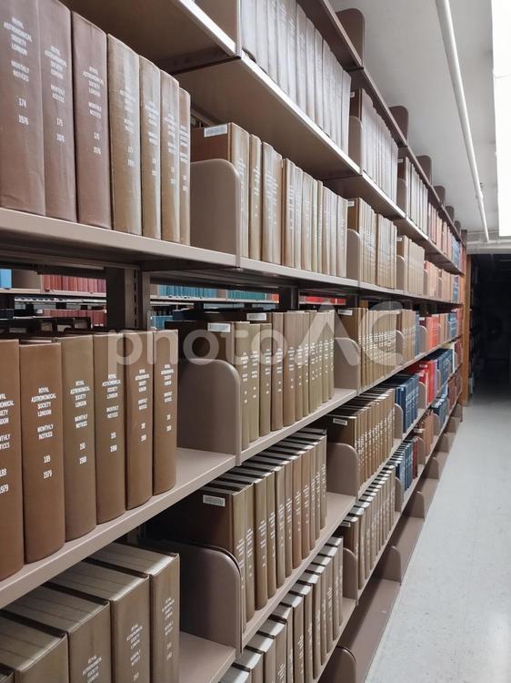 図書館 図書館,本,本棚の写真素材