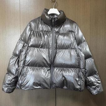 ライトダウン ダウン,ライトダウン,アウターの写真素材