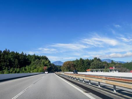 日光宇都宮道路 日光宇都宮道路,日光,男体山の写真素材