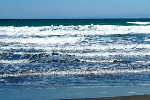 Waves coming one after another Chiba Iwai Beach Waves coming one after another Chiba Iwai Beach