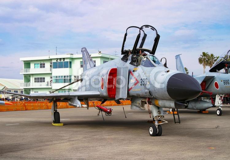 展示中の航空自衛隊戦闘機 F-4EJ改 航空自衛隊,自衛隊,ミリタリーの写真素材