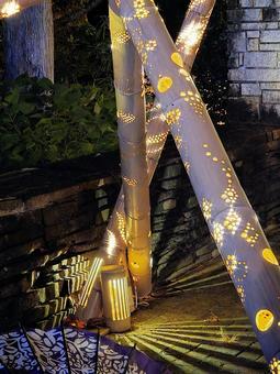 虹の郷　竹灯り イルミネーション,竹灯り,灯火の写真素材